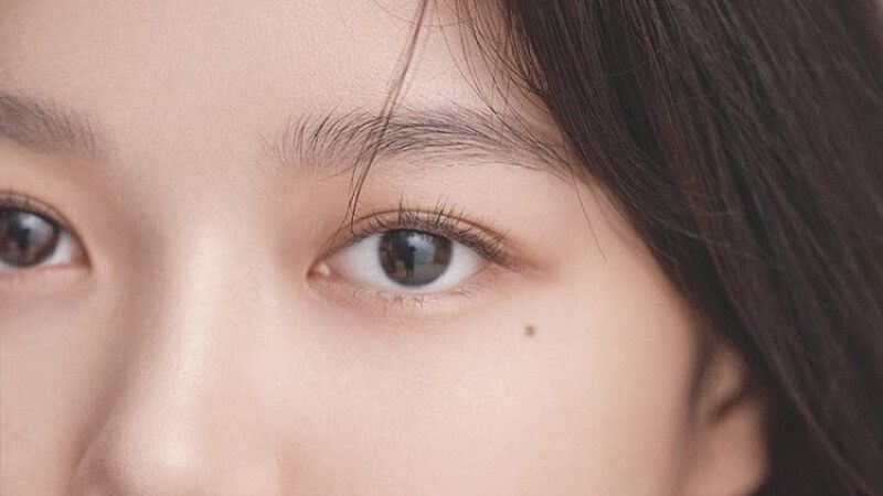 Nốt ruồi phú quý trên mặt phụ nữ