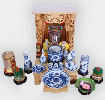 Đặt ông thần tài bên trái hay bên phải