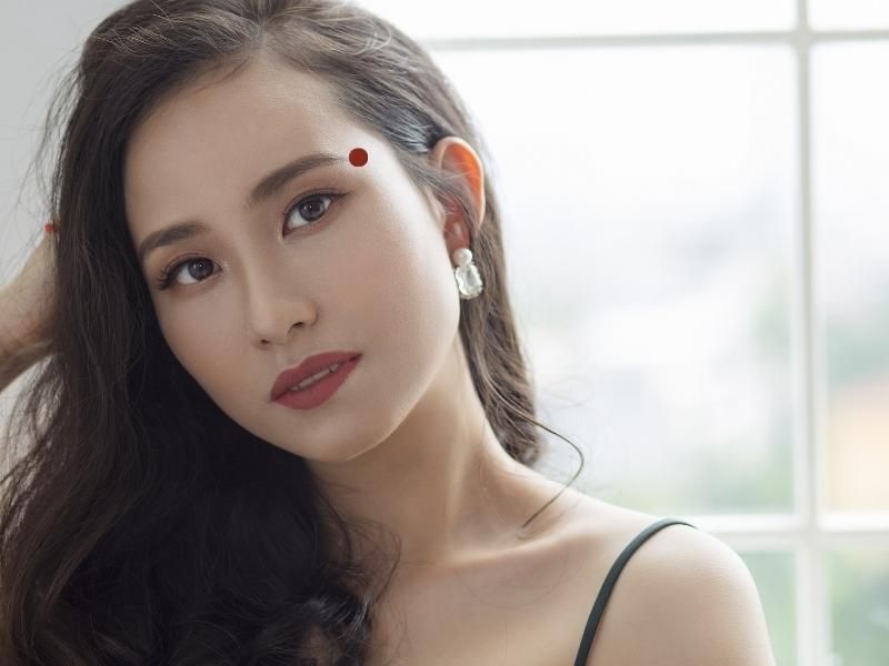  nốt ruồi phú quý trên mặt phụ nữ